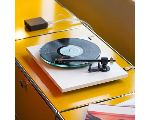Pro-Ject T2 Rainier Satin White